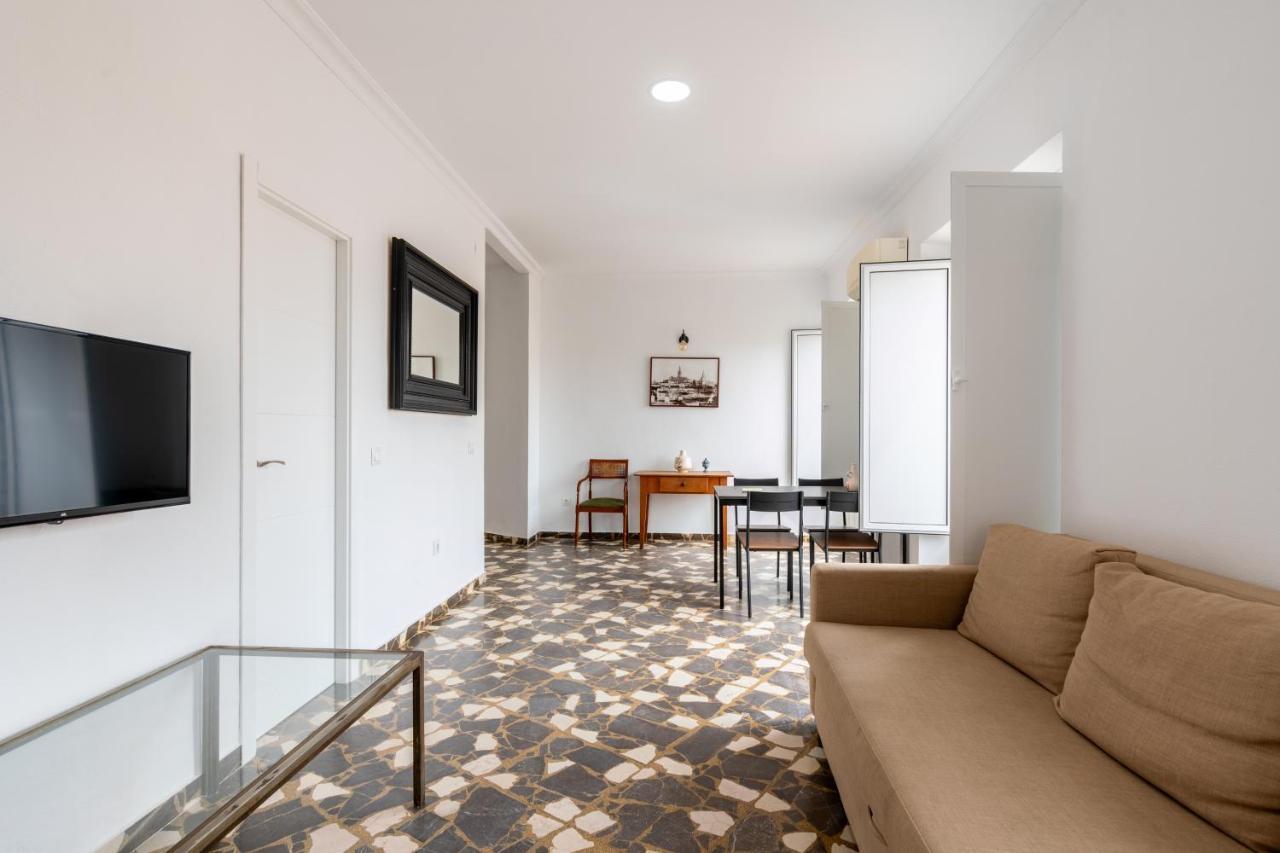 Aoa Conde De Ibarra Apartment Севілья Екстер'єр фото