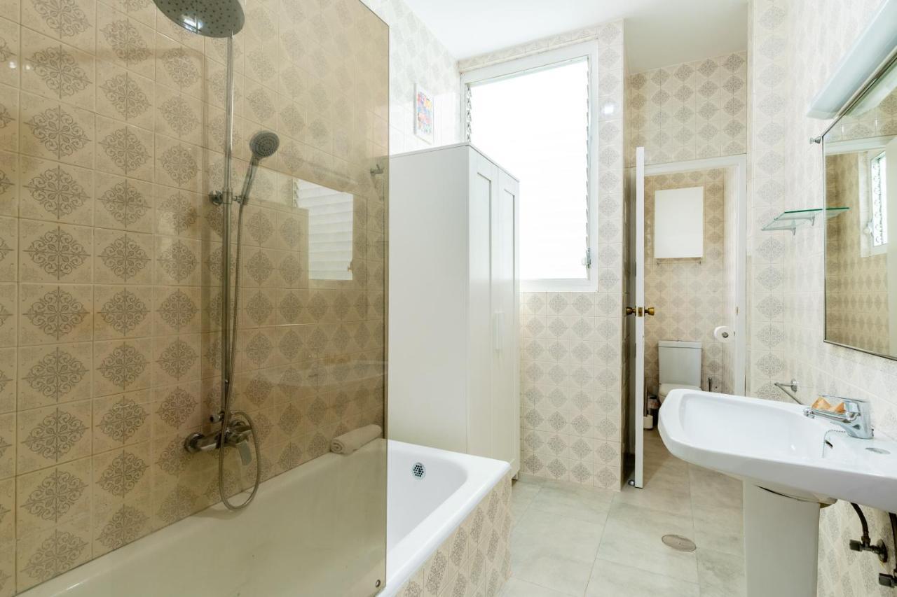 Aoa Conde De Ibarra Apartment Севілья Екстер'єр фото