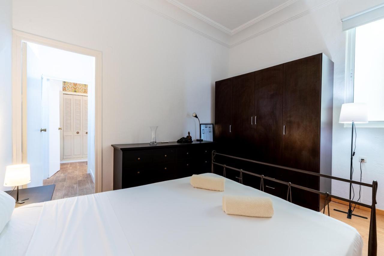 Aoa Conde De Ibarra Apartment Севілья Екстер'єр фото